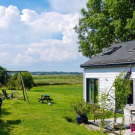 Spacieuse maison avec jardin près de Saint-Molf