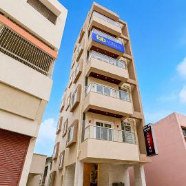 FabHotel Vaishnav Bairagi, hotel a Nashik