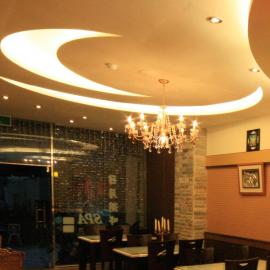 Ri Yue Hu Pan Resort, hotel in Yuchi