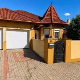 21 Star Residence, hotel Darnózseli városában