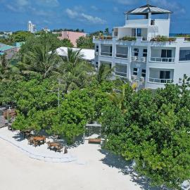 Rashu Hiyaa Hotel