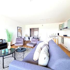Spacious 6 Person Apartment Near Leuven Center