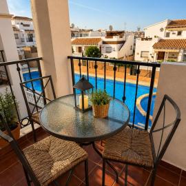 Almohabenos Pool View, hotel in Punta Prima