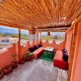 Amzil Surf House