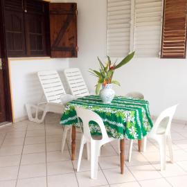 Appartement spacieux à Petit Canal - 65 m² - Vue sur jardin