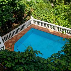 Charming apartment with pool in San Antolin 30 m² and garden, hotel u gradu San Antolín