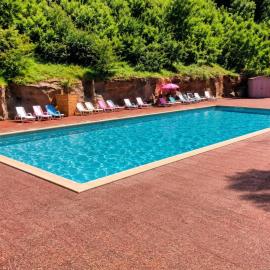 Bungalow confortable à Saint-Chéron avec piscine