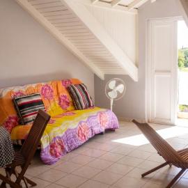 Appartement confortable à Capesterre, 40 m², jardin agréable, Hotel in Rabi