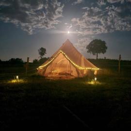 Le Nid des Prairies, hotel La Chapelle-Engerbold városában