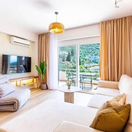Dhermi's Icon Big 1BR Apt 10