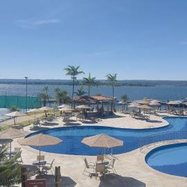 Localar — Flats no Lake Side, à Beira do Lago