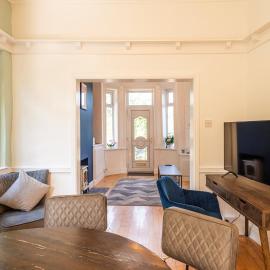 Spacious 3BR Family Home with Big Garden