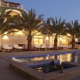Golden rays chalet, hotel en Madaba