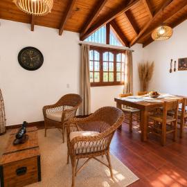 Departamento espacioso, cálido y con acceso privado en Río Cuarto, hotel a Río Cuarto