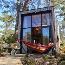 Tiny House of Happiness - shared hot tub, hotel a Otterlo
