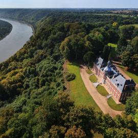 Chateau Du Landin, hôtel à Le Landin