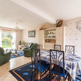 Ker Ile Grande - Maison à 2 pas de la plage, hotel in Trébeurden
