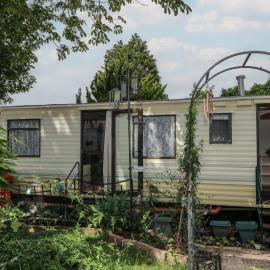 10 Cater Gardens, hotel u gradu Gildford