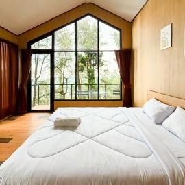 Tenggir Park Cottage and Glamping Tawangmangu, hotel a Tawangmangu