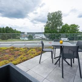 Nad Zatoką Apartament Premium 114 by Warmia4rent, z widokiem na jezioro
