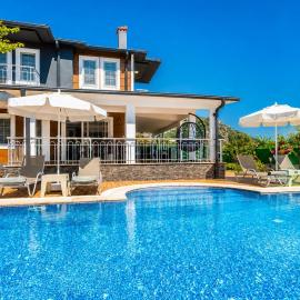 Villa Delfin、オルタジャのホテル