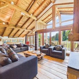 Chalet d'Exception: Ferme 200 ans Rénovée avec Sauna & Spa - FR-1-623-18