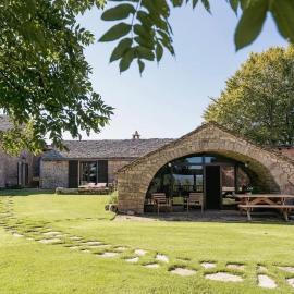 Gîte Frêne - séjour d'exception au Larzac, hotel in Creissels