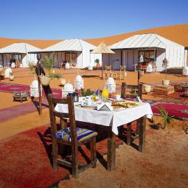 Viesnīca Aladdin merzouga camp pilsētā Merzuga