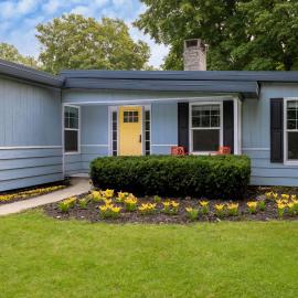 High Garden by Simple Life Rentals