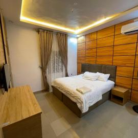 MOTISOFT Hotel, хотел в Yenagoa