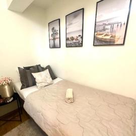 Mini room in Centrap Apartment 2 min from Central station, hotel u Oslu