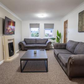 Luxury 5 Bed Home - Glasgow - Free Private Parking - Garden