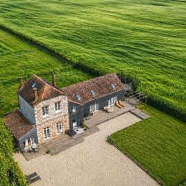 Galerie, Tumulus de la Hogue, hotel in Fontenay-le-Marmion