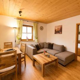 Ferienhaus Alex Ferienwohnung A, מלון בפוסן