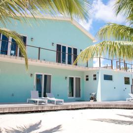 4-Bed Luxury Villa in Little Cayman, hotel a Head of Bay