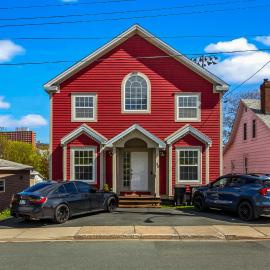 BLVD QV Lake House 4BR Backyard Pets Parking
