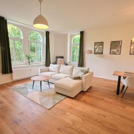 NEU! Stilvolle Altbauwohnung - Ruhig mit Blick ins grüne