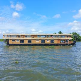Navora Houseboats, hotel a Alleppey