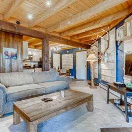 F201 Treehouse Condo 2Br 2ba