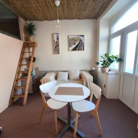 Independent studio close downtown Morlaix、モルレーのホテル