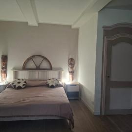 Villa Lu alloggio Ortensia con piscina, Hotel in Carignano
