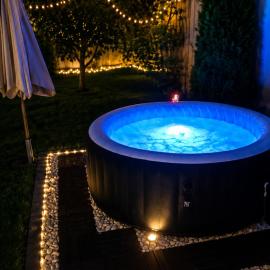 Timişoara में, होटल The Green House - Jacuzzi & Garden Escape