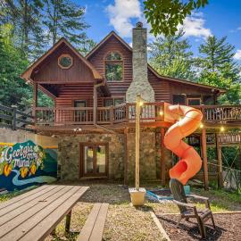 Lux3BR Cabin Big Slide Hot Tub Fire Pit
