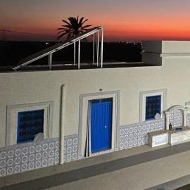 Authentic, quiet and spacious house, hotel a El Guecheïne