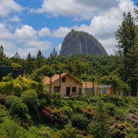 Finca con excelente vista a la piedra del Peñol y piscina privada