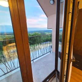 Petar, hotel in Kamešnica