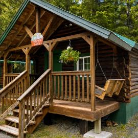 Box Canyon Cabins, hotel di Seward