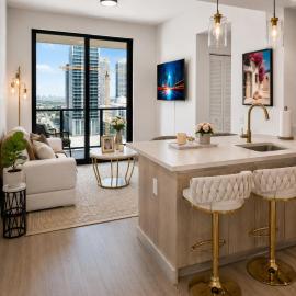 Brickell Luxury Condo FREE PARKING Balcony Gym Pool