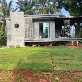 Darisa Home، فندق في سوراثاني
