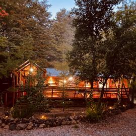Termas de Chillán Family Cabin、Recintoのホテル